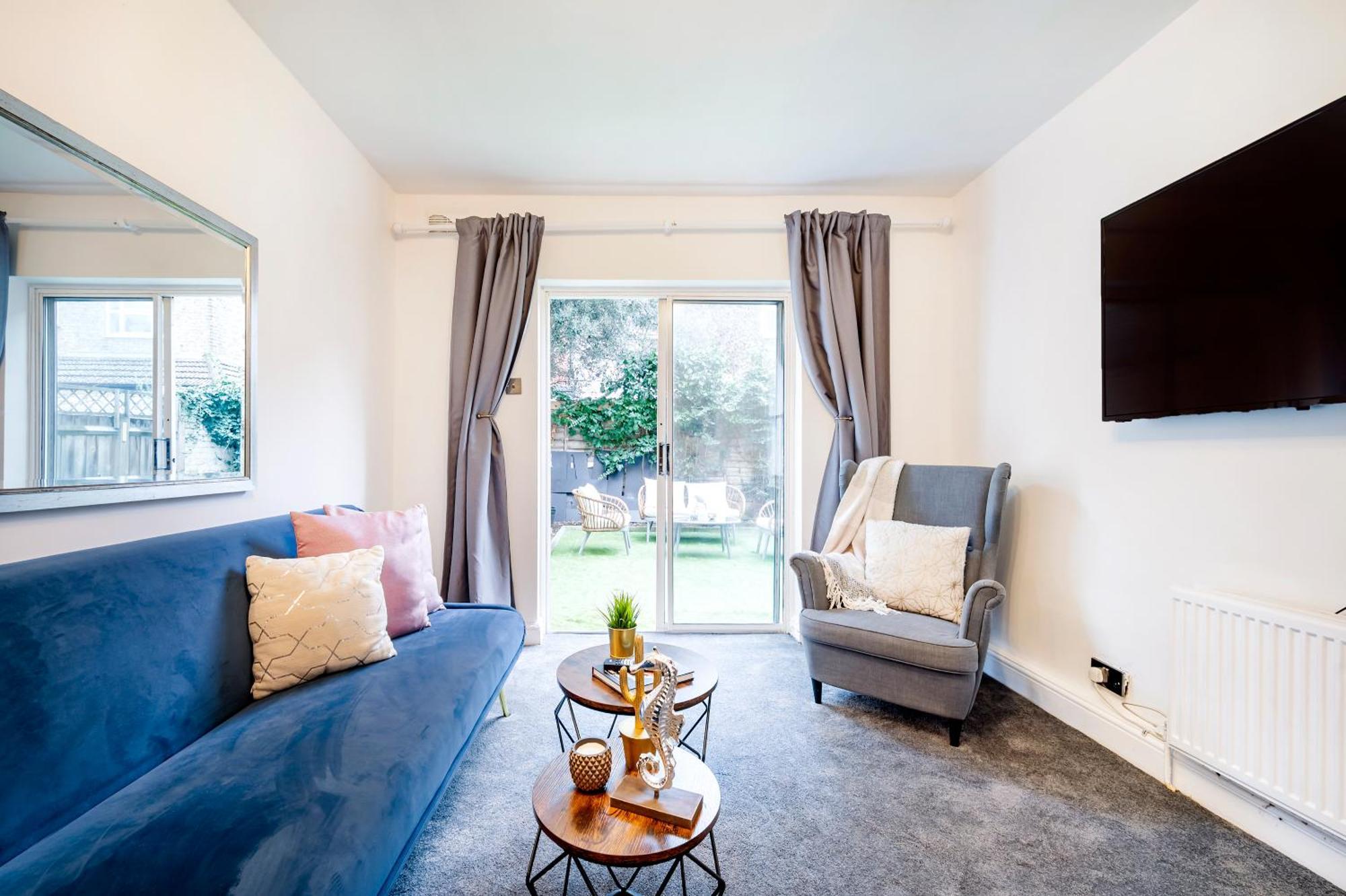 Beautiful Garden Flat Near Chelsea Apartment Лондон Екстериор снимка