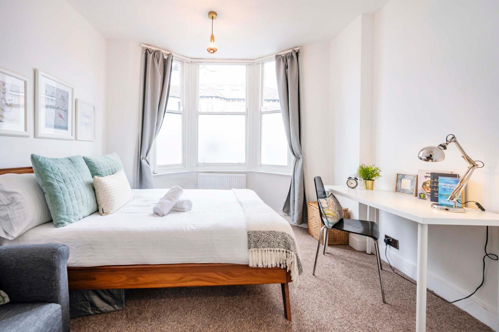 Beautiful Garden Flat Near Chelsea Apartment Лондон Екстериор снимка