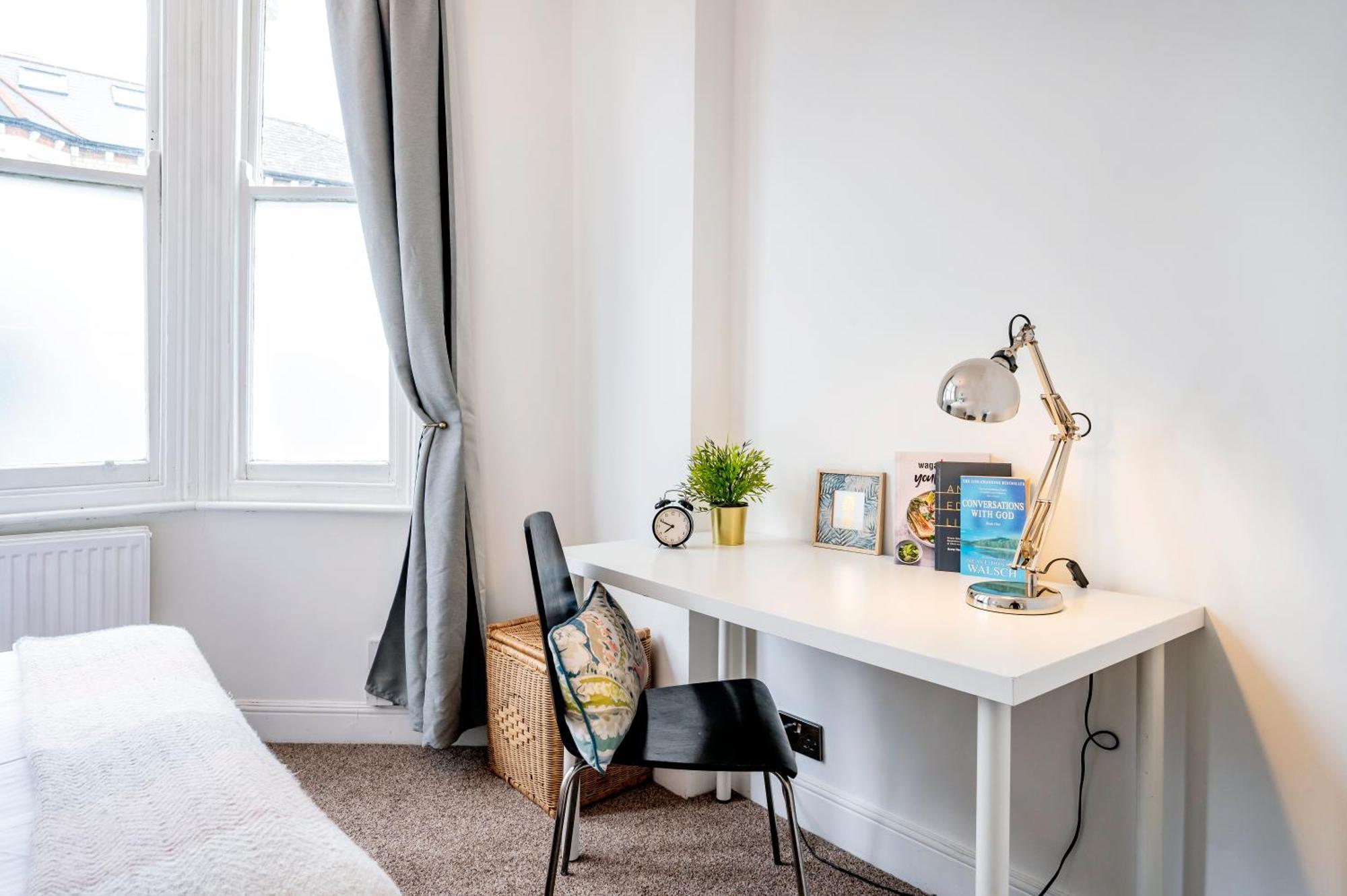 Beautiful Garden Flat Near Chelsea Apartment Лондон Екстериор снимка