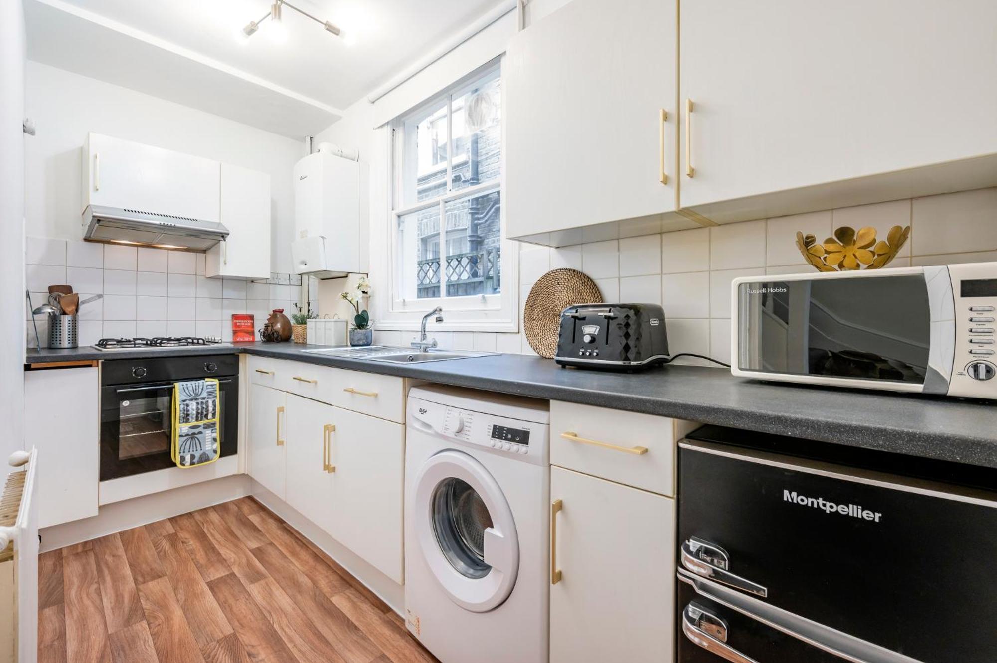 Beautiful Garden Flat Near Chelsea Apartment Лондон Екстериор снимка