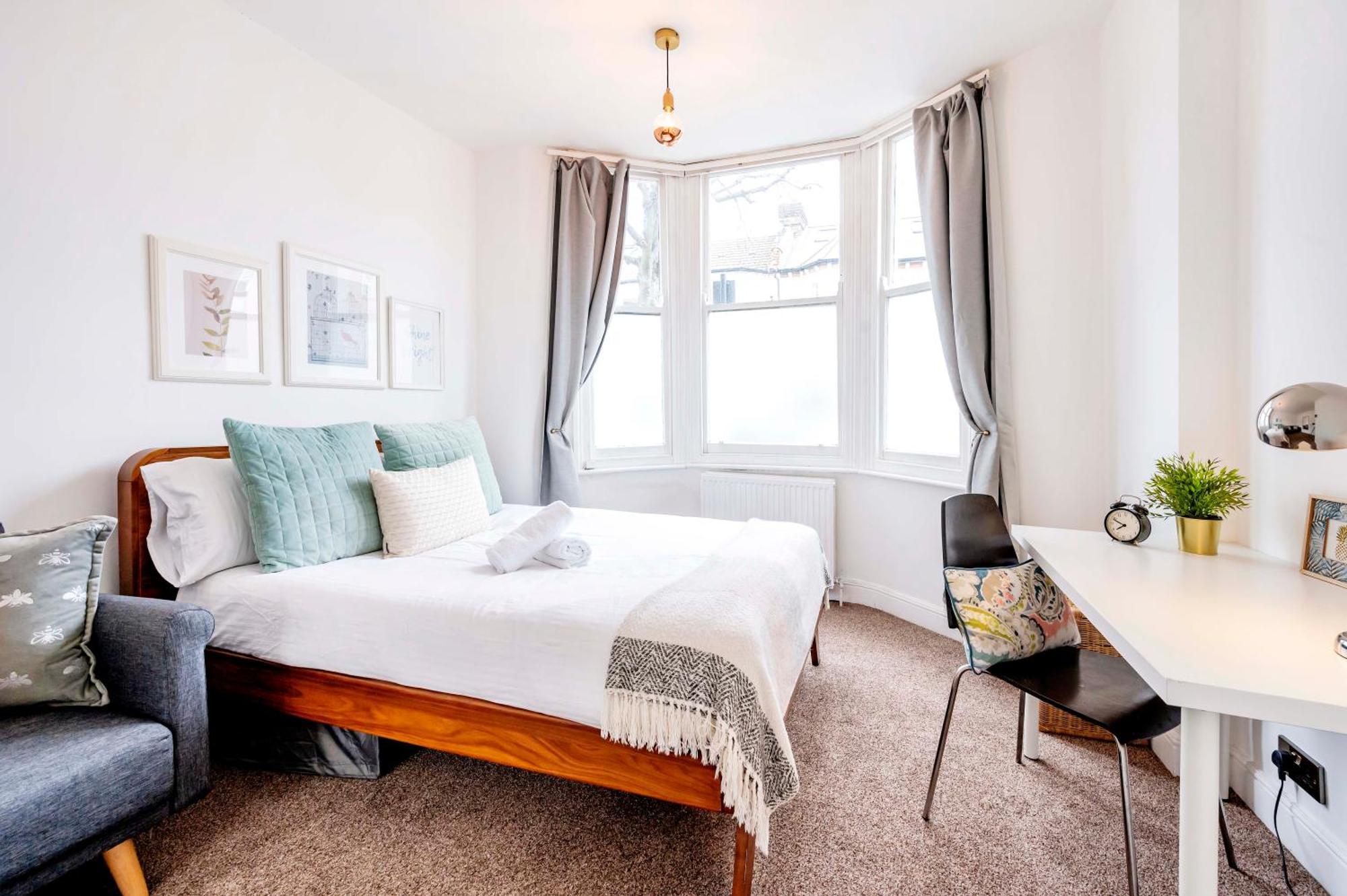 Beautiful Garden Flat Near Chelsea Apartment Лондон Екстериор снимка