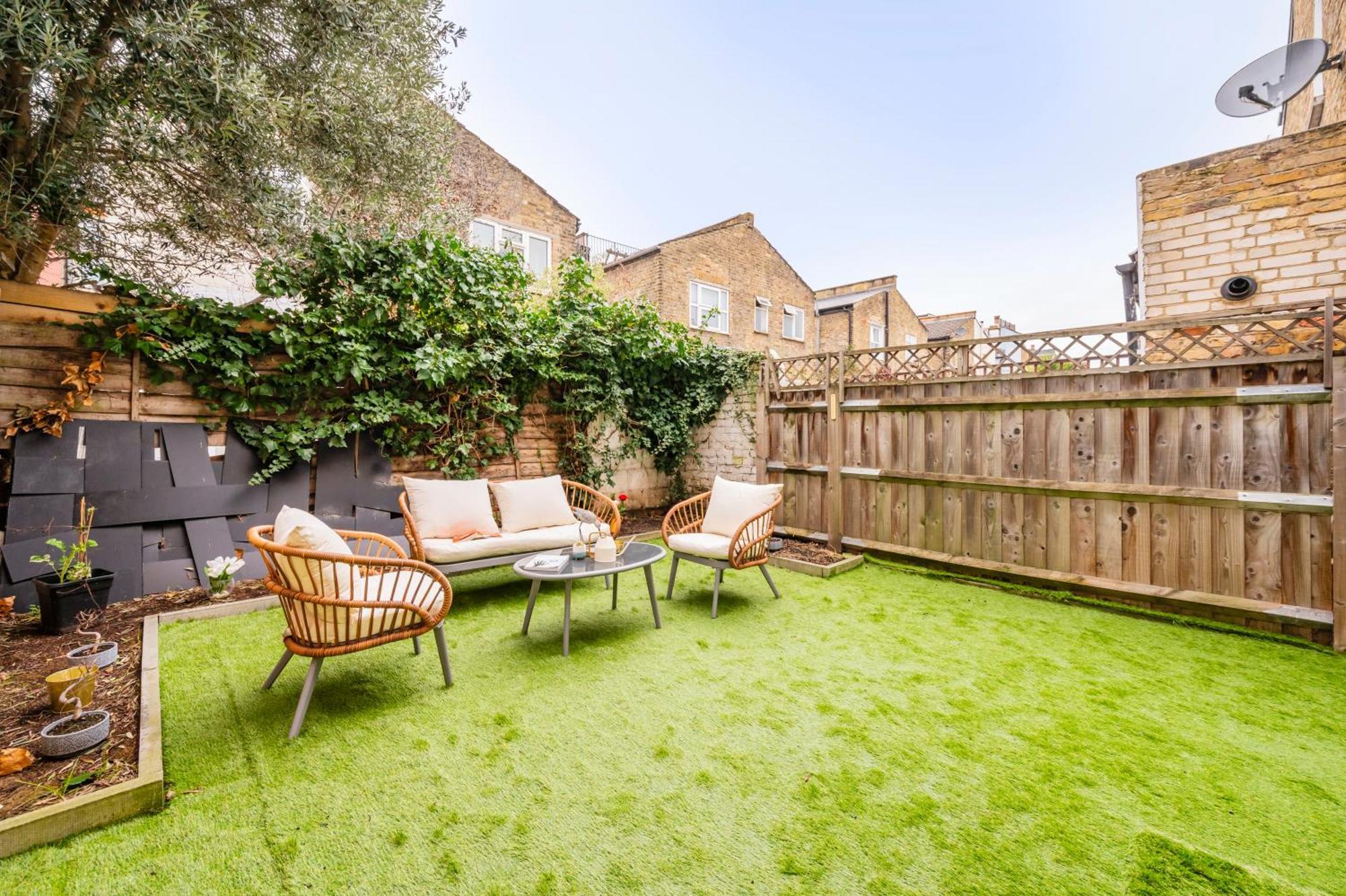 Beautiful Garden Flat Near Chelsea Apartment Лондон Екстериор снимка